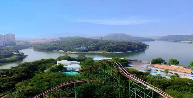 广州『新天半山南湖山庄』营销中心-南湖山庄特价别墅大花园(图3)