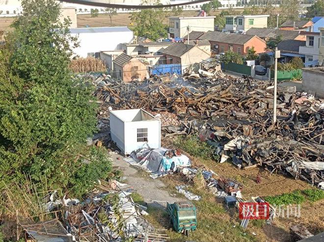 kaiyun：实探安徽淮南火灾现场逃生工人称失火房屋三楼四楼是钢结构内部用木板隔开