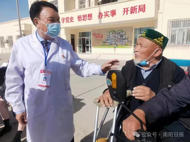 kaiyun网站：医者之光——中医骨伤专家崔树平速写(图6)