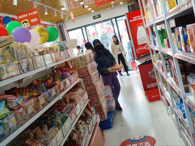 kaiyun：在第宜佳零食工厂你会发现大牌零食不再是奢侈品(图2)