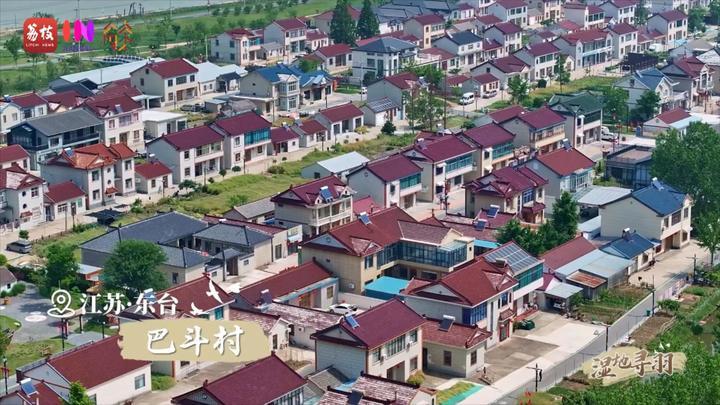 kaiyun网站：“县”在起笔青绿绘江山翩翩“湿”意守住飞鸟的远方(图9)