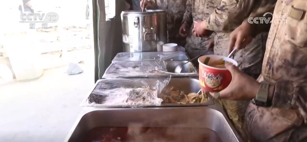 每一份努力都是想让受灾群众住得暖吃得饱(图4)