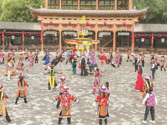 “黄金海拔”撬动“康养热潮”(图1)