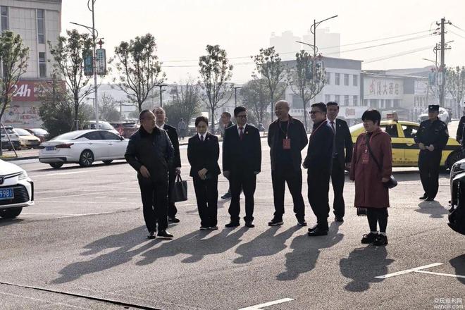 kaiyun入口：张家界一违章建筑被移除！(图2)