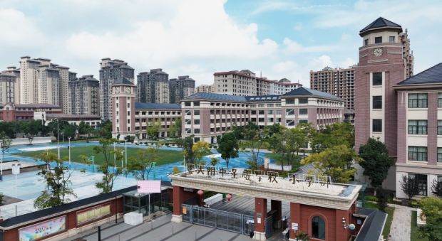 龙湖·青雲赋提前1月圆满交付以卓越兑现力重塑昆明书包房标杆(图18)