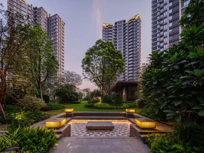 kaiyun网站：深耕四十年！三盘定乾坤东建何以霸榜佛山？(图20)