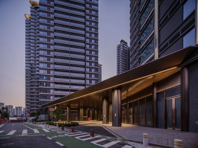 kaiyun网站：深耕四十年！三盘定乾坤东建何以霸榜佛山？(图21)