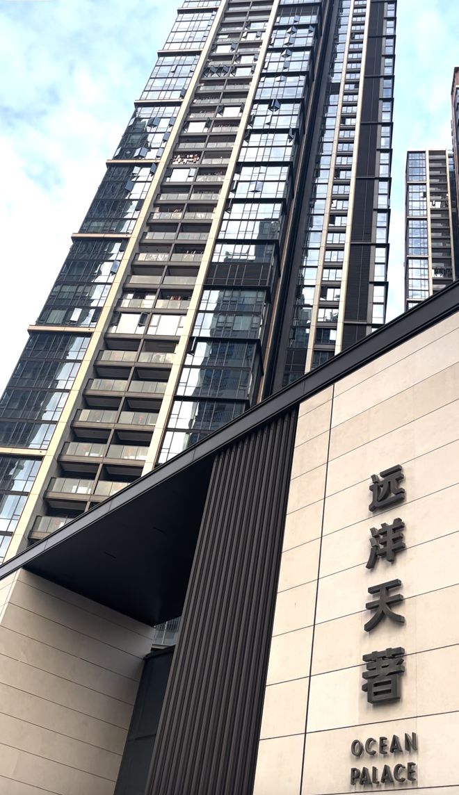 直击深圳多区高层建筑消防细节！记者走访多处接报即改(图2)