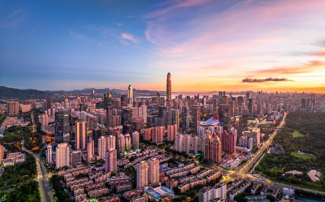直击深圳多区高层建筑消防细节！记者走访多处接报即改