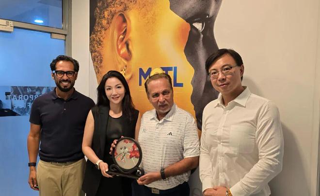 以热爱为舟以笃学为帆：一位跨境创业者的深耕之路与豁达人生