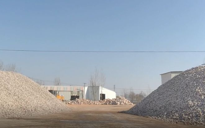 kaiyun：养牛场的秘密：两年多未见一头牛每天盗采数十车矿石倒卖(图5)