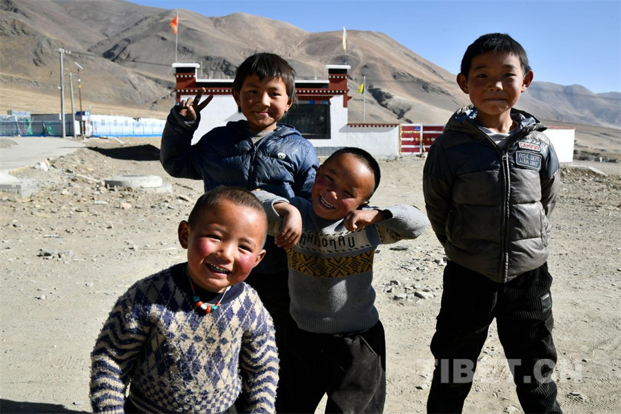 雪域春归山河如愿——写在西藏百万农奴解放67年之际(图4)