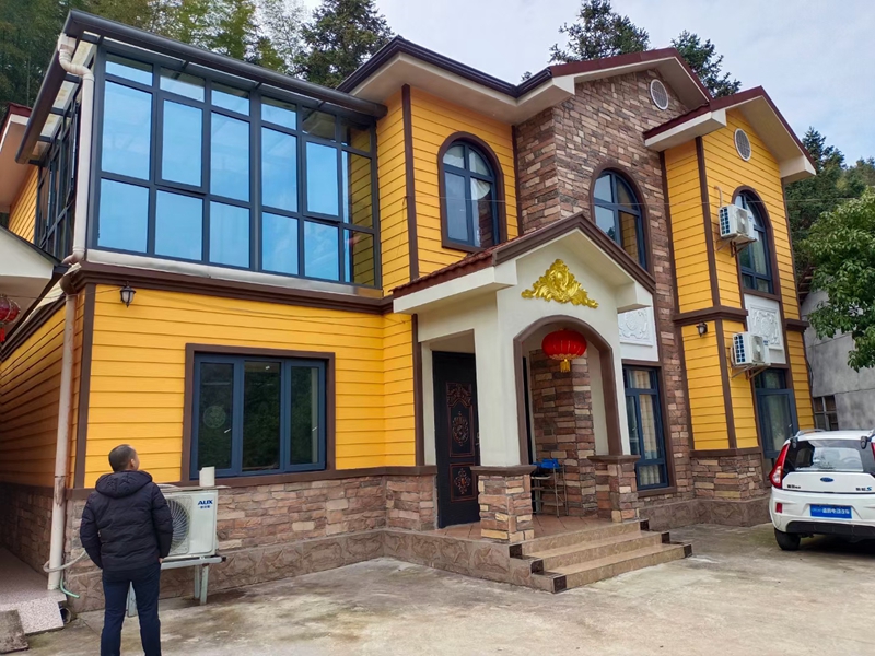 我们来看看轻钢别墅的建造过程(图2)