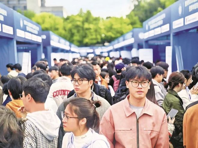 贵阳贵安：广聚英才强省会千帆竞发正当时(图1)